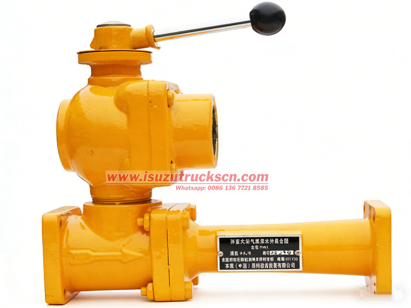 ISUZU GIGA tanker fire truck