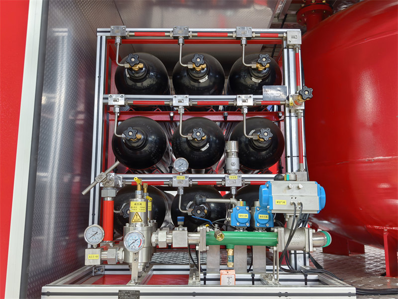 Isuzu GIGA fire dry powder truck