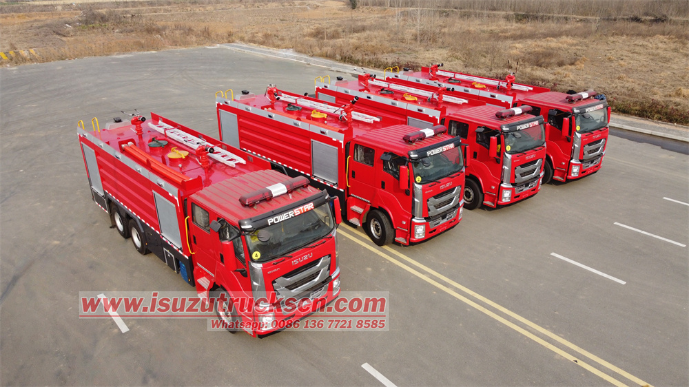 Isuzu GIGA 6&times;4 heavy-duty foam fire truck 