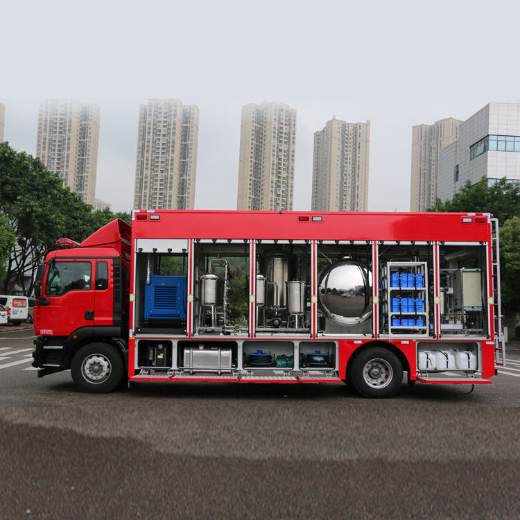 ISUZU brand Mobile Water Purification Truck