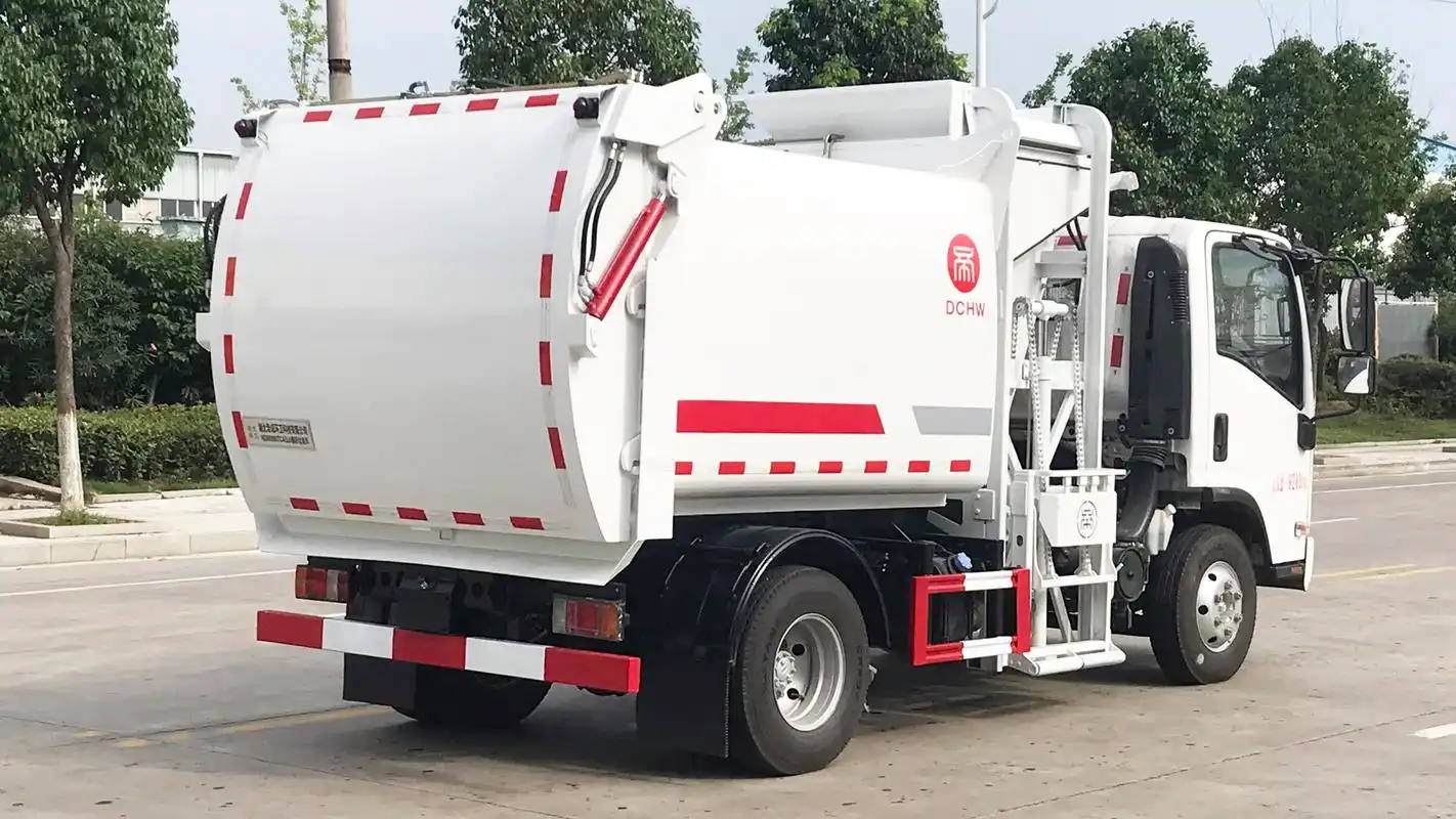 Isuzu  side loader garbage truck kitchen garbage truck