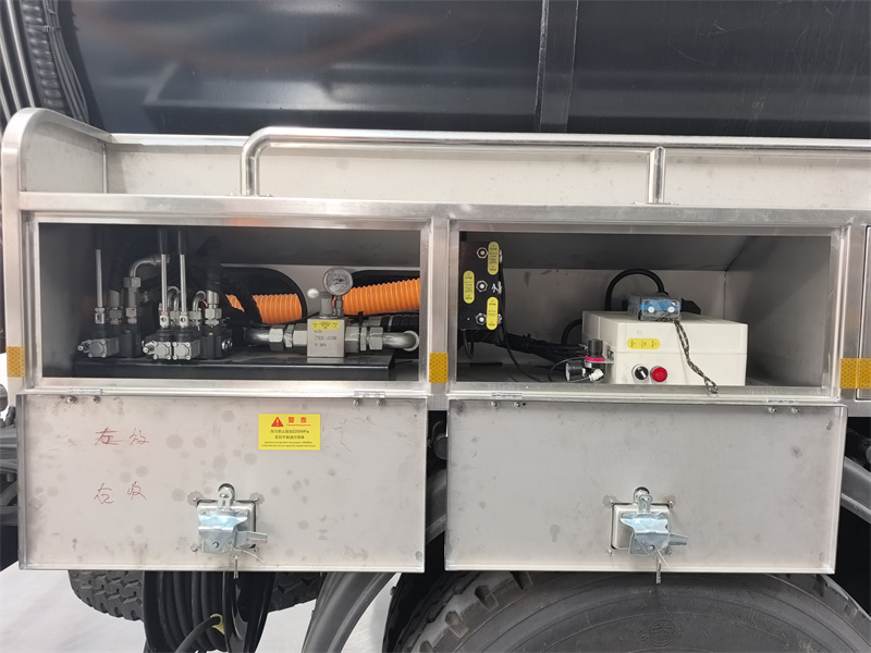 Right side operation valve