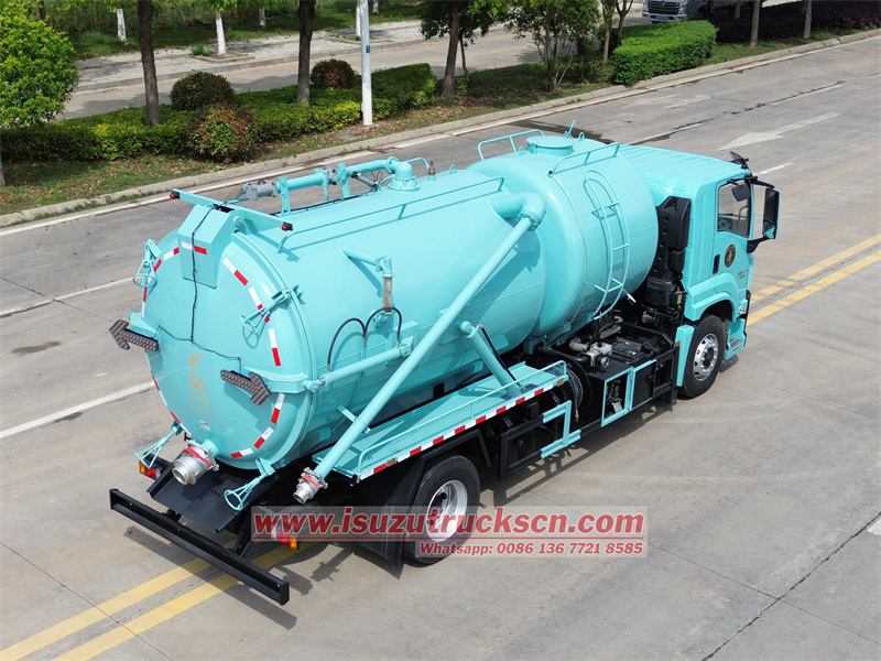 ISUZU 4X2 14cbm combined jetting truck