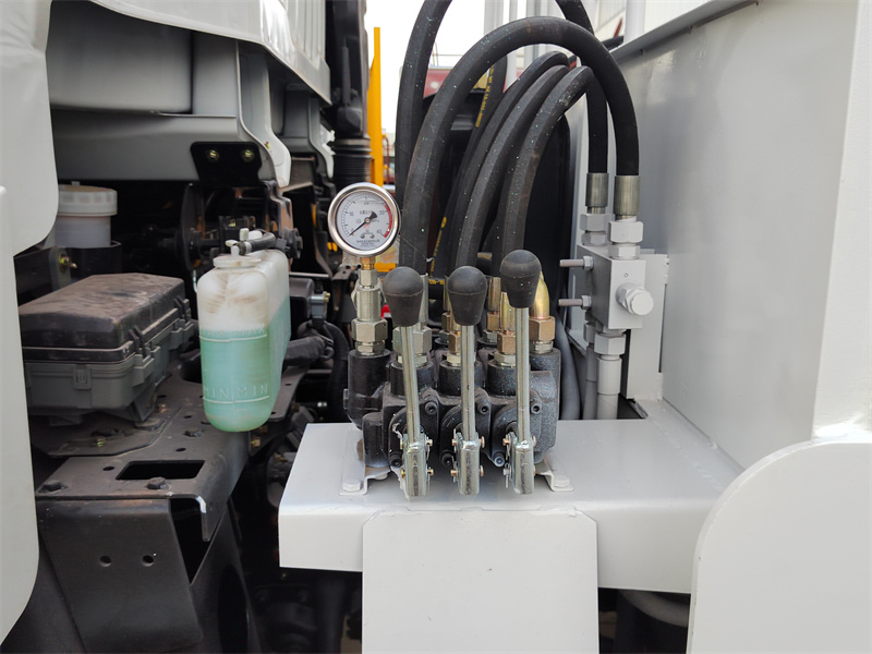 Hydraulic Operating Valve