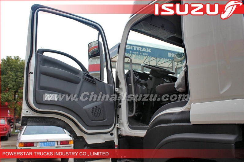 Japanese 4x2 350hp ISUZU VC46 Prime Mover Truck Tractor Head supplier