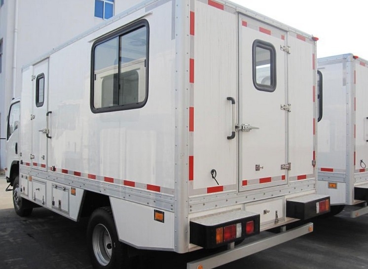 4x4,6x6 Isuzu Police Workshop Truck with guard for Emergency