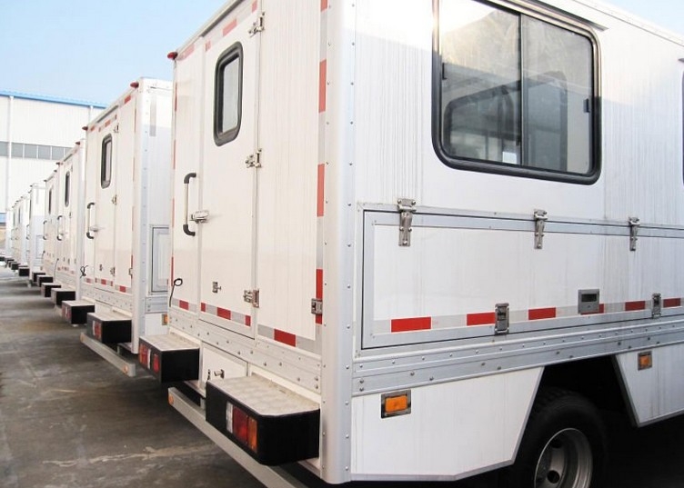 4x4,6x6 Isuzu Police Workshop Truck with guard for Emergency