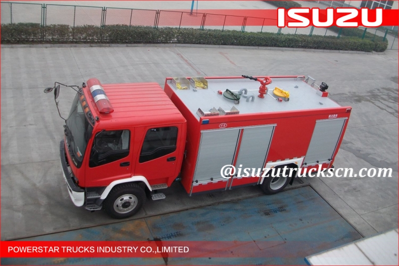 JAPANESE ISUZU CIVIL WATER FIRE TENDER TRUCKS