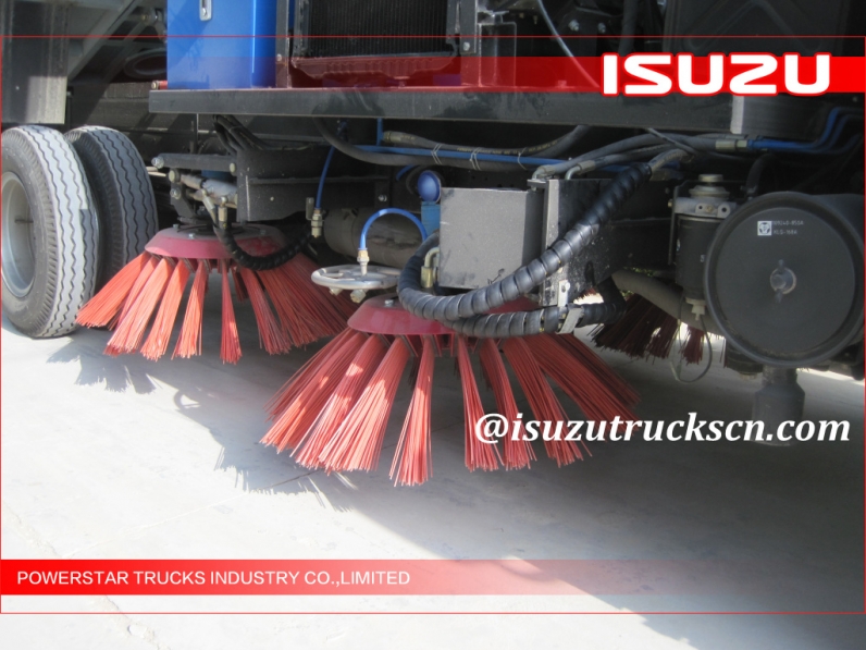 Japanese 5cbm Isuzu Street Sweeping Garbage Truck for sale