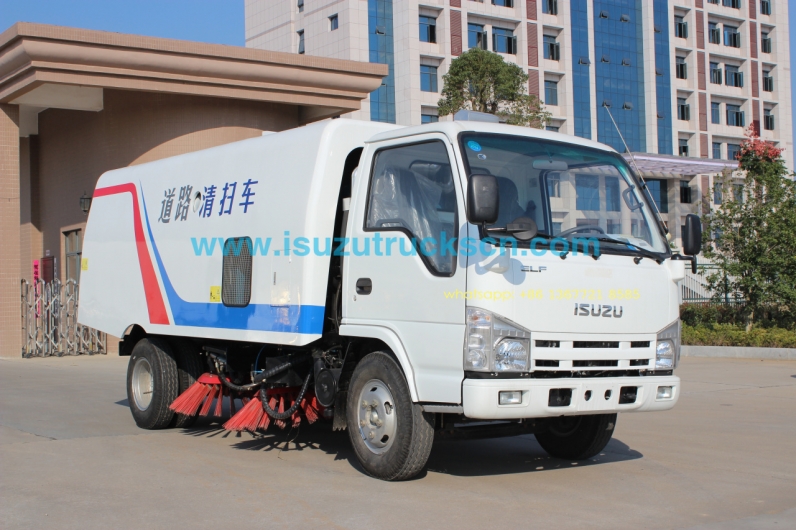 low price of ISUZU NKR 3cbm-5cbm Isuzu Road Sweeping Vehicle