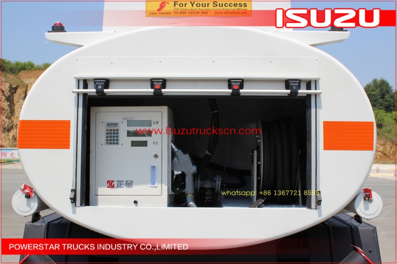 Best price 8,000L Diesel Fuel tank truck NPR ISUZU for sale