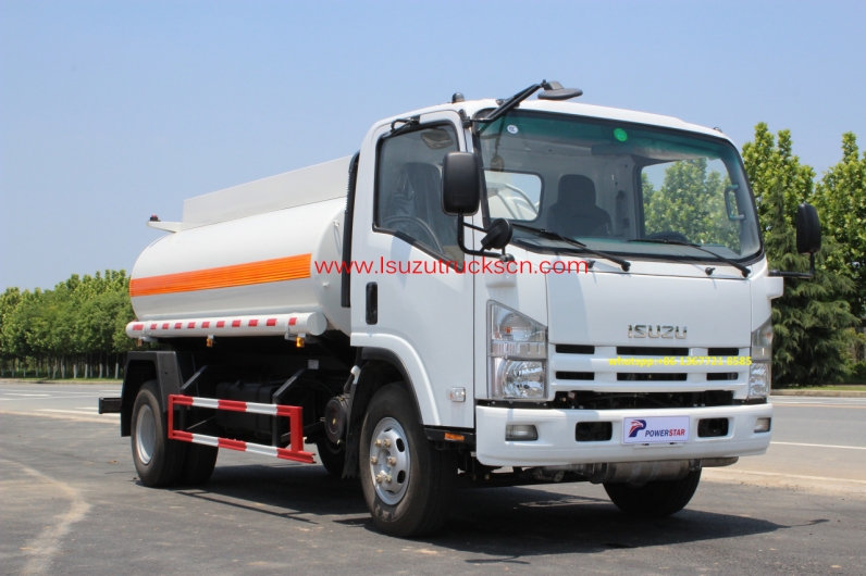 Best price 8,000L Diesel Fuel tank truck NPR ISUZU for sale