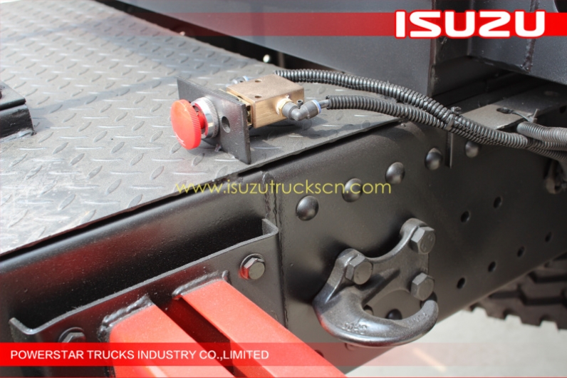 Customer Fuel Tanker 220000 litres Isuzu Truck for sale