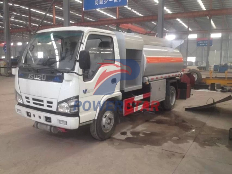 Factory direct sale 4000L Isuzu Fiscal Refuel Tank Truck for Gasoline/Light Diesel Delivery