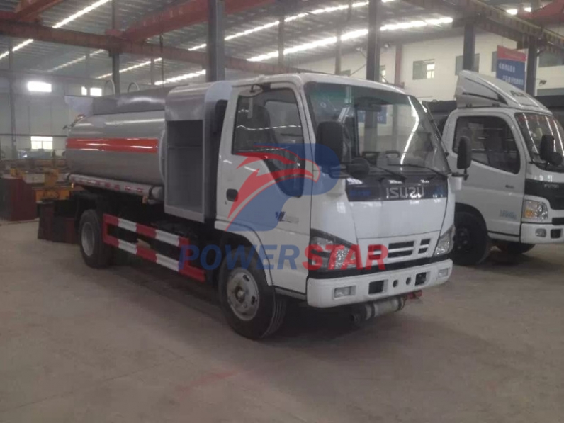 Factory direct sale 4000L Isuzu Fiscal Refuel Tank Truck for Gasoline/Light Diesel Delivery