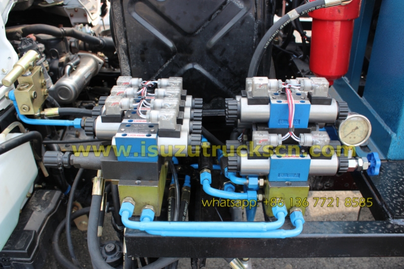 Philippines market High Performance Isuzu Road Sweeper Trucks