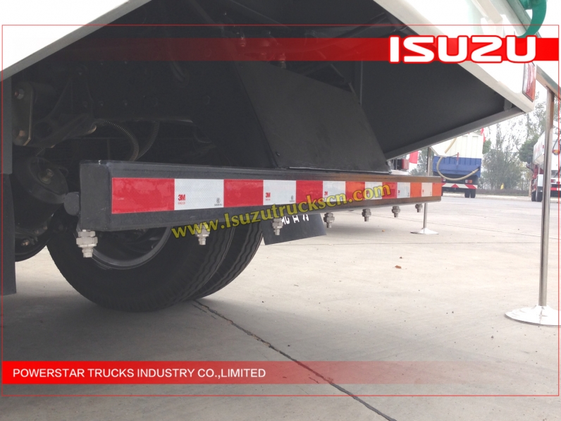 ELF NPR ISUZU Dust Suction Truck 10M3 Sweeper Truck 10CBM Road sweeper Truck For Sale