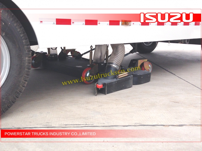 ELF NPR ISUZU Dust Suction Truck 10M3 Sweeper Truck 10CBM Road sweeper Truck For Sale