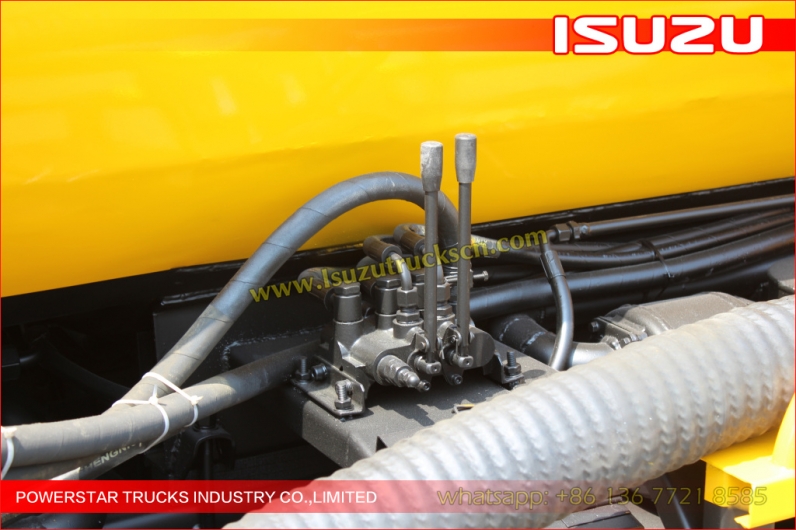 japanese NKR ELF FTR 6000Liter Isuzu Sewer Cleaning Combination Vacuum Jetting Trucks