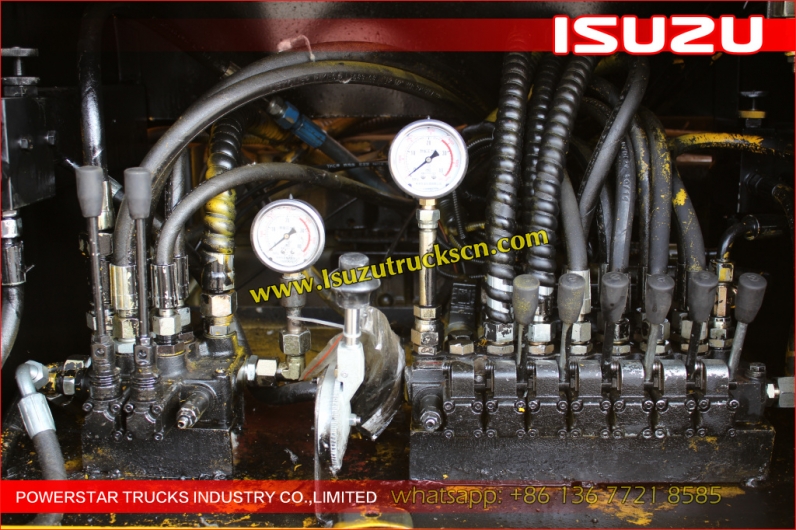 Isuzu Sewer Cleaning Combination Vacuum Jetting Trucks