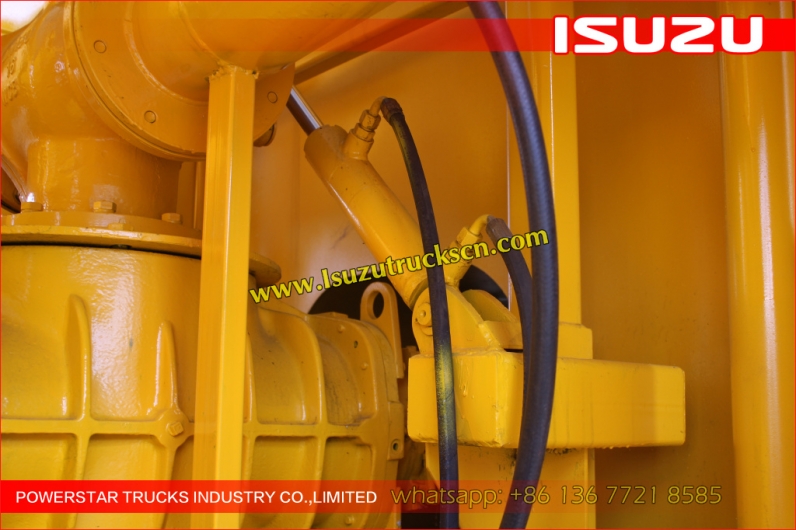 Isuzu Sewer Cleaning Combination Vacuum Jetting Trucks