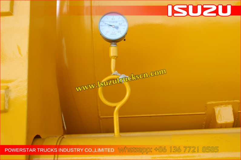 Isuzu Sewer Cleaning Combination Vacuum Jetting Trucks