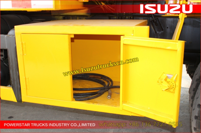 Isuzu Sewer Cleaning Combination Vacuum Jetting Trucks