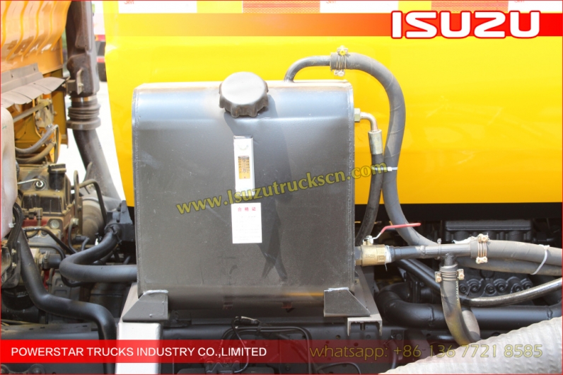 japanese NKR ELF FTR 6000Liter Isuzu Sewer Cleaning Combination Vacuum Jetting Trucks