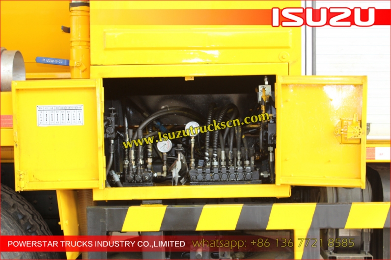 Isuzu Sewer Cleaning Combination Vacuum Jetting Trucks
