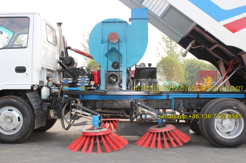 Isuzu 5000liters dust van street cleaning vehicle