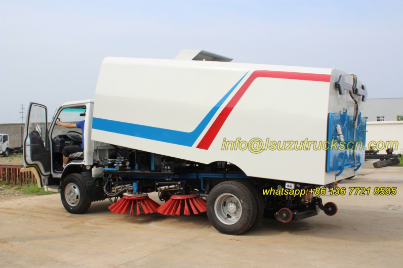 Isuzu 5000liters dust van street cleaning vehicle