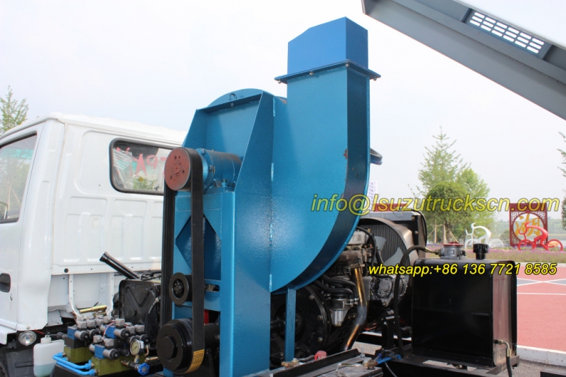 Isuzu 5000liters dust van street cleaning vehicle