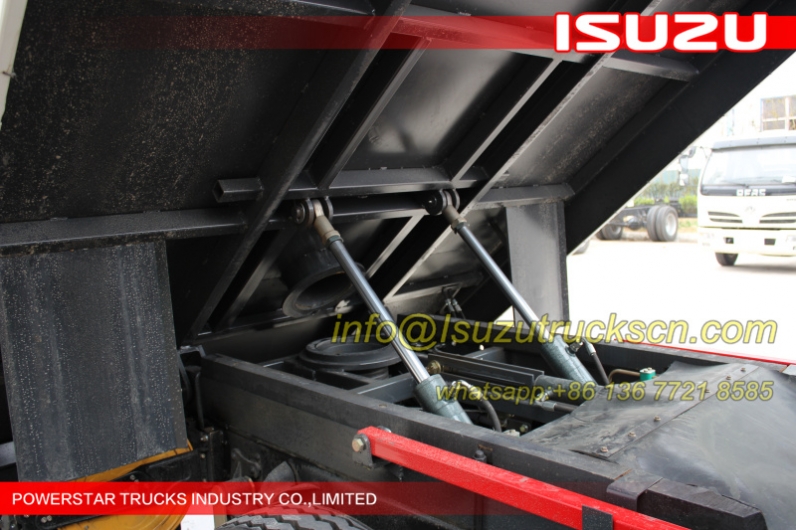 Street Sweeper and Washer Isuzu trucks