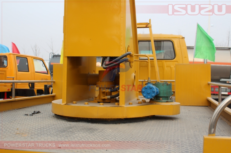 High quality aerial platform truck Isuzu Hydraulic telescopic boom truck