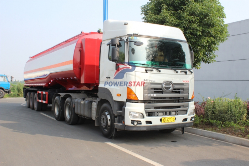 Prime Mover HINO TRACTOR UNIT