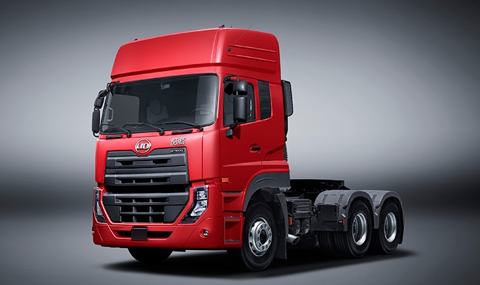 UD heavy TRACTOR UNIT