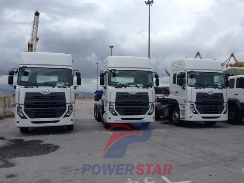UD heavy TRACTOR UNIT