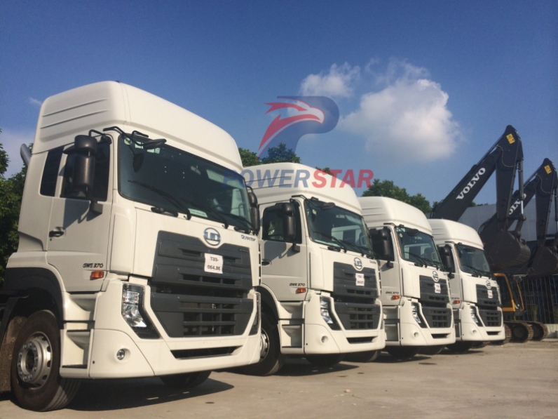 UD heavy TRACTOR UNIT