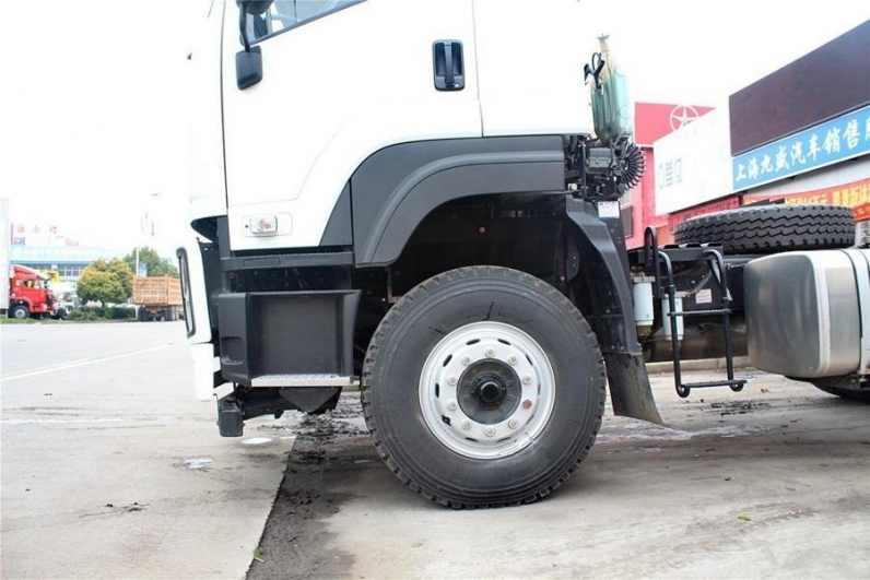 new 6x4 Heavy Tow Trucks Isuzu Heavy tractor truck