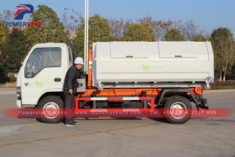 Japan hooklift garbage truck