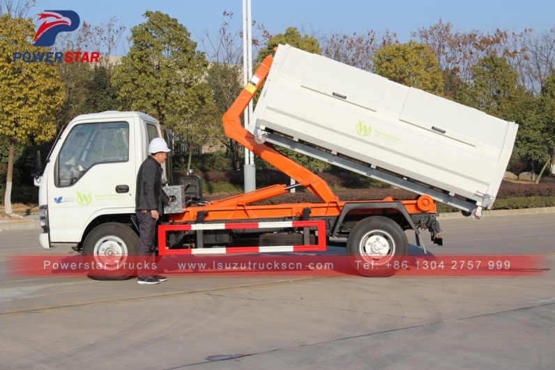 Japan hooklift garbage truck