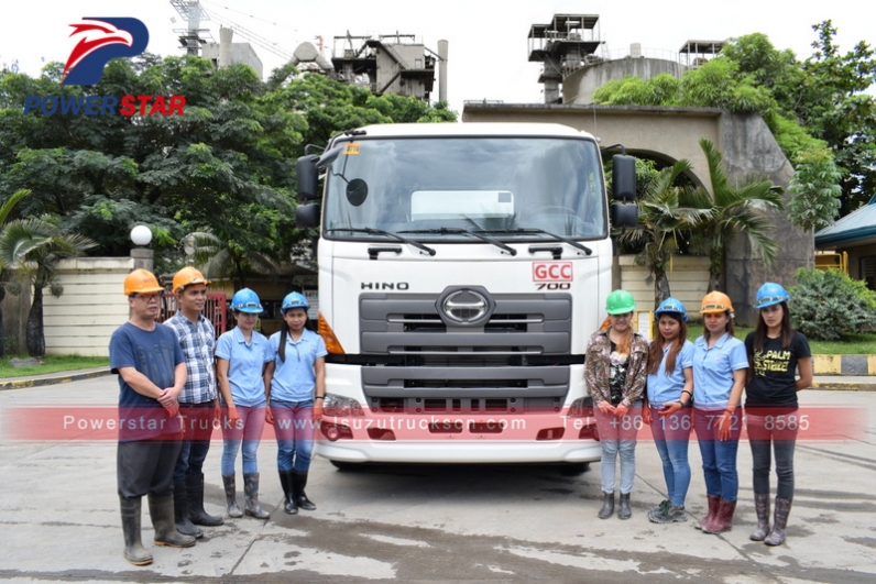 Philippines 6*4 HINO Prime Mover 10 Wheel 700 Tractor Head