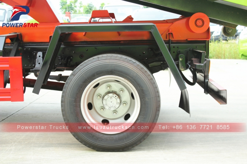 Mongolia Arm-Roll Refuse Truck Isuzu for sale