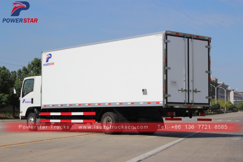 Japan 4x2 diesel refrigerated truck 10-15ton freezer truck for sale