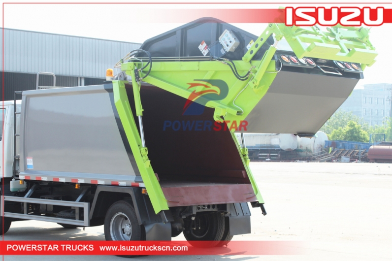 ISUZU GIGA Waste compactor truck for sale