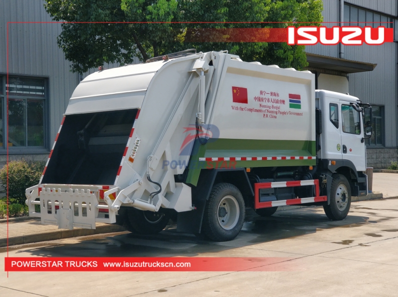 ISUZU GIGA Rear-Loading Garbage Trucks