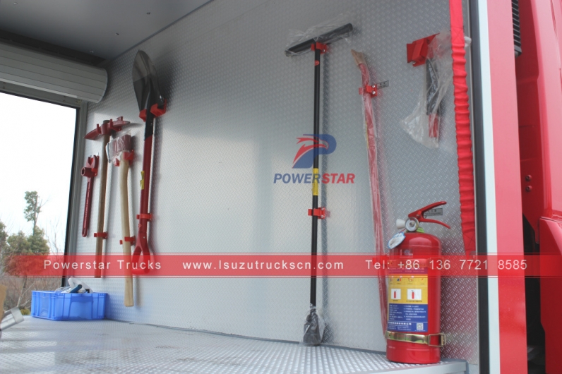 ISUZU GIGA Brand water foam fire engine trucks