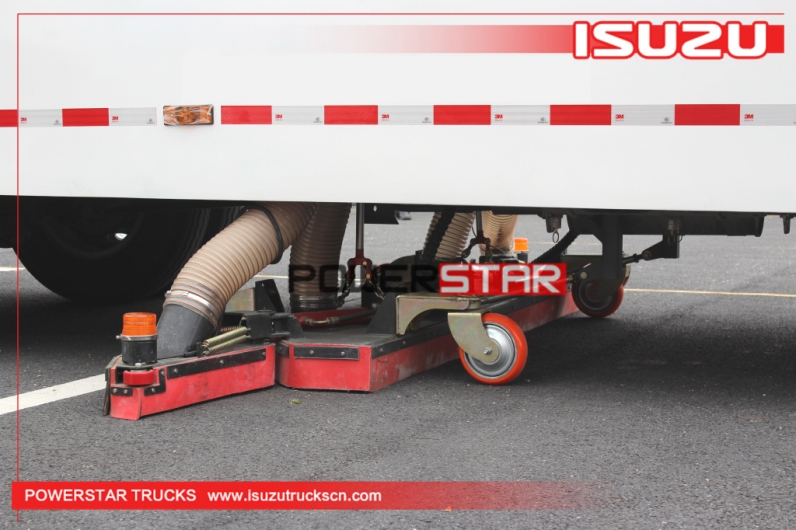ISUZU cleaning garbage truck sweeper road vacuum cleaners