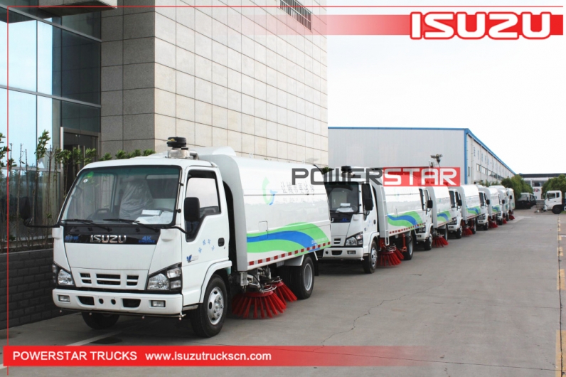Road sweeping vehicle Isuzu Highways cleaner road sweeper truck