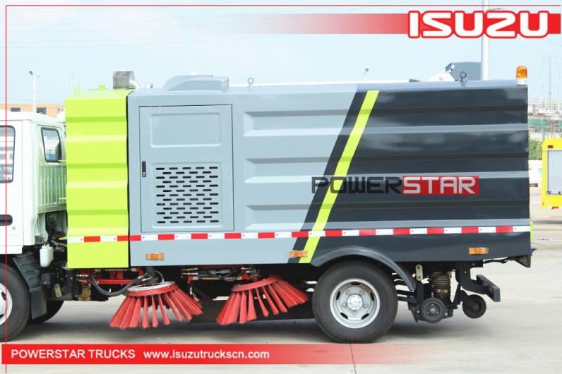 ISUZU Truck-mounted Road Sweeper